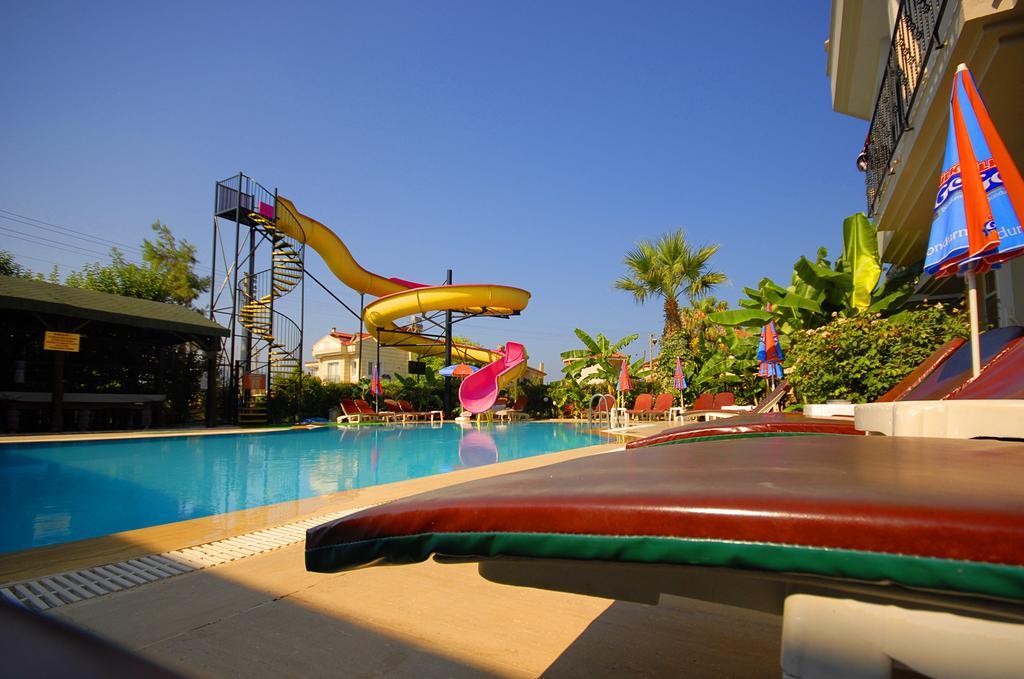 Melek Apart Hotel Fethiye Exterior foto